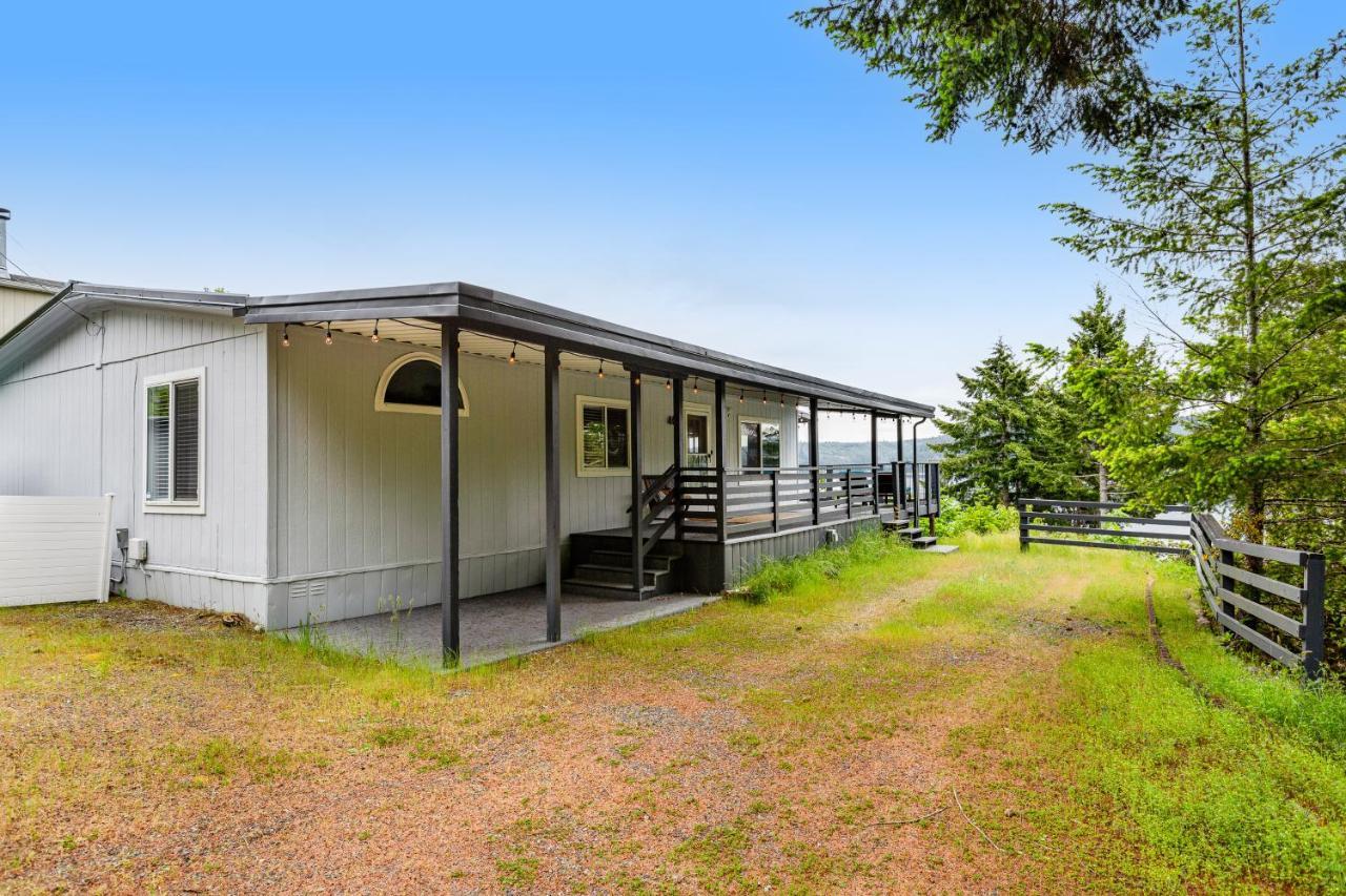 Hoodsport Hideaway Villa Exterior photo
